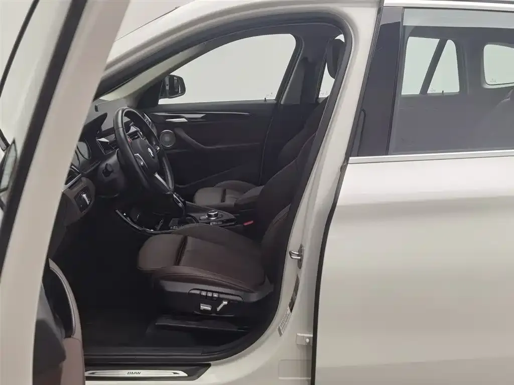 BMW X1 2023 из CN, фото 3