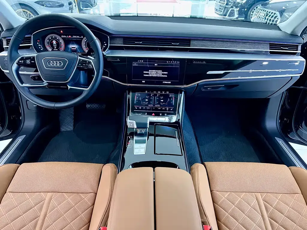 Audi A8 — фото 7