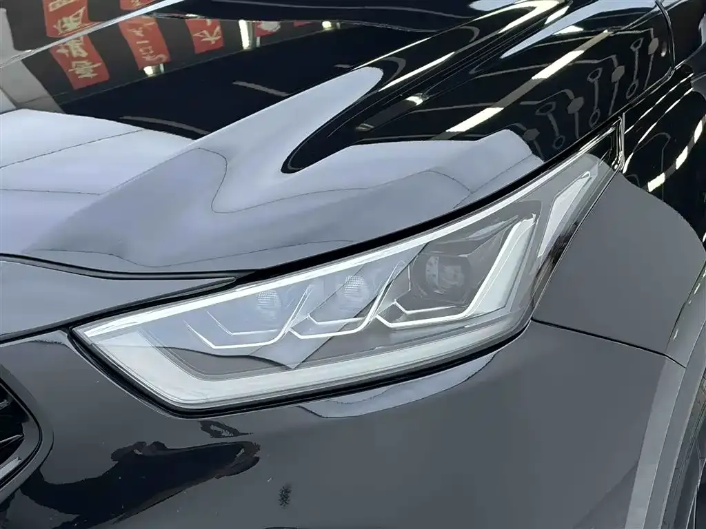 Toyota Crown Kluger 2023 из CN, фото 8