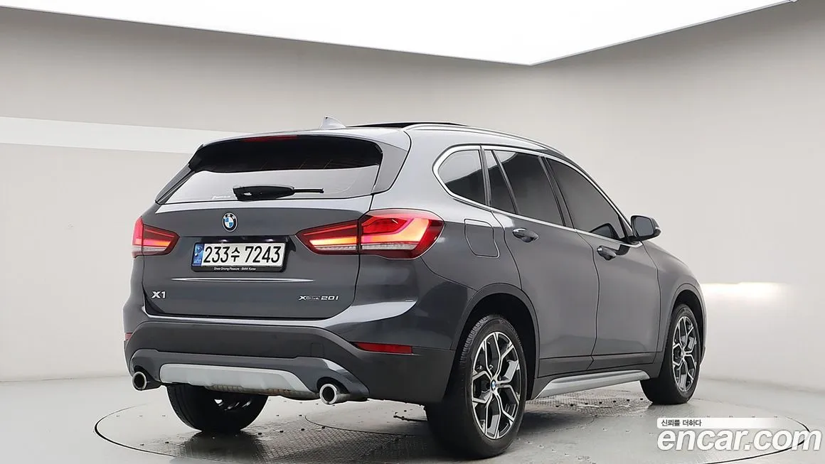 BMW X1 — фото 3
