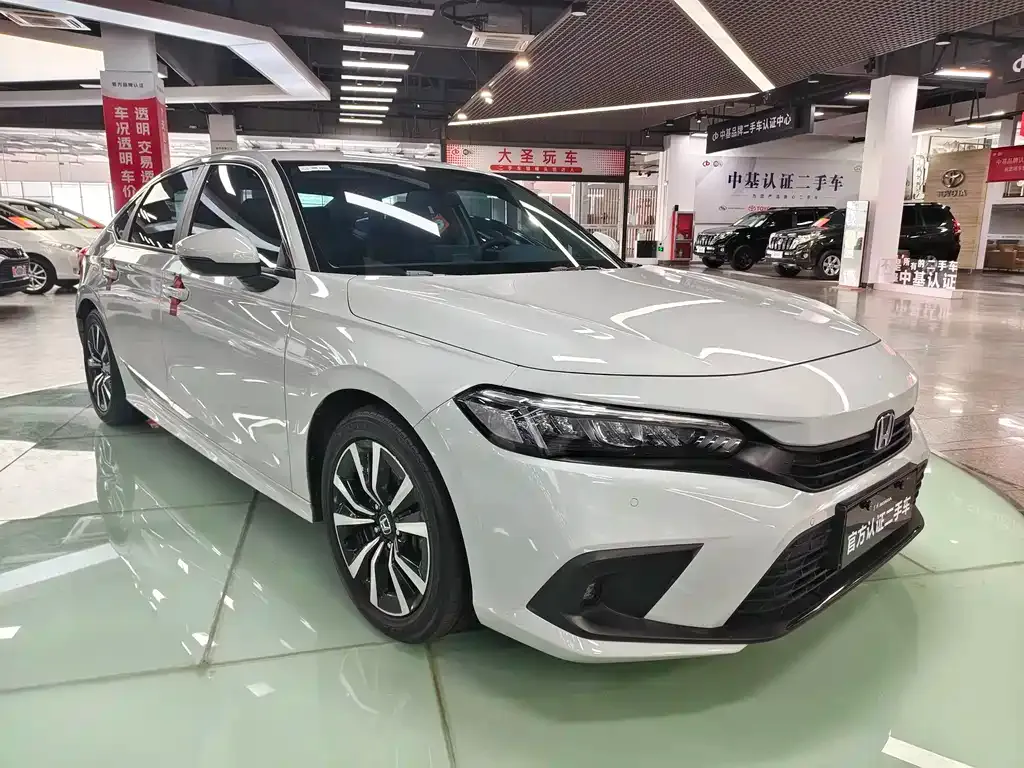 Honda Civic — фото 8
