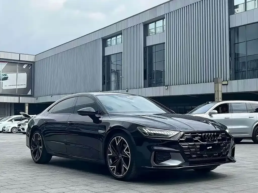 Audi A7L 2024 из CN, фото 6