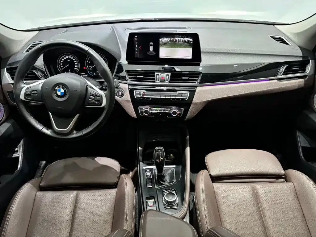 BMW X1 — фото 9