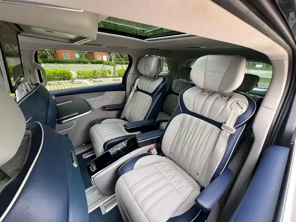 Roewe iMAX8 — фото 6