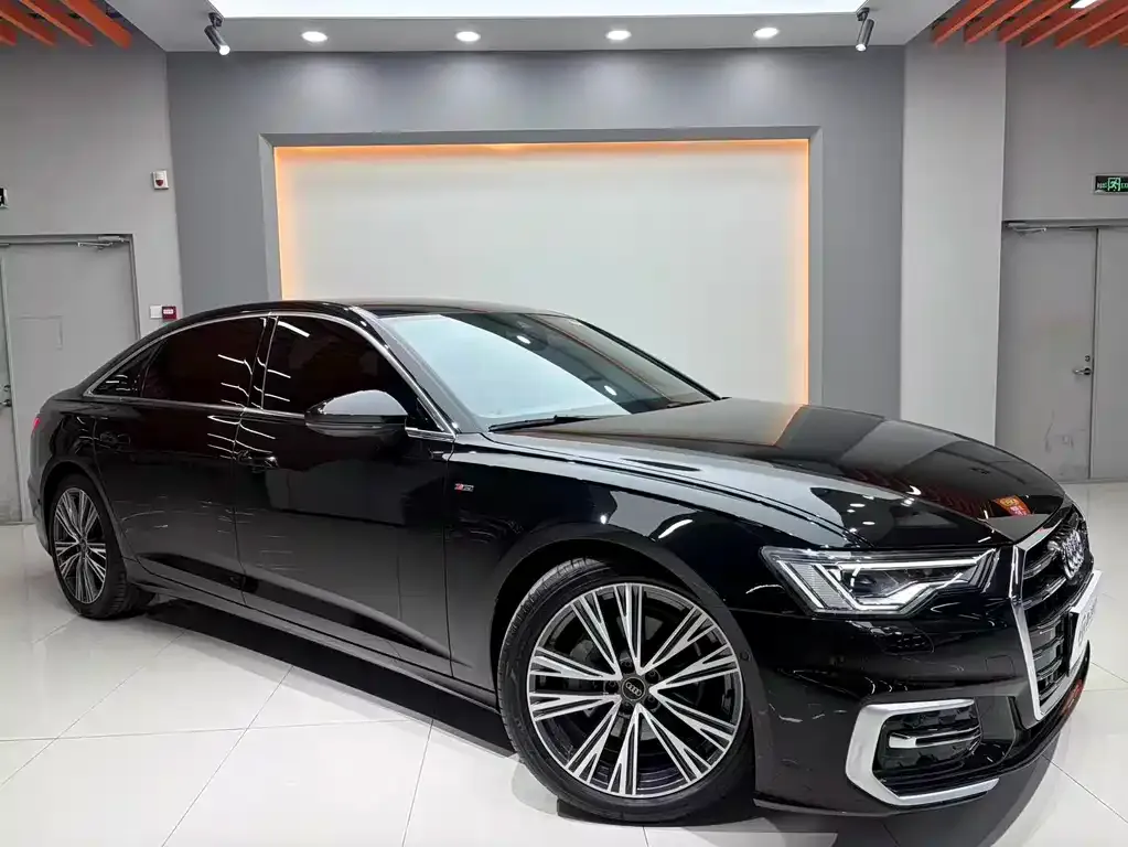 Audi A6L 2024 из CN, фото 5