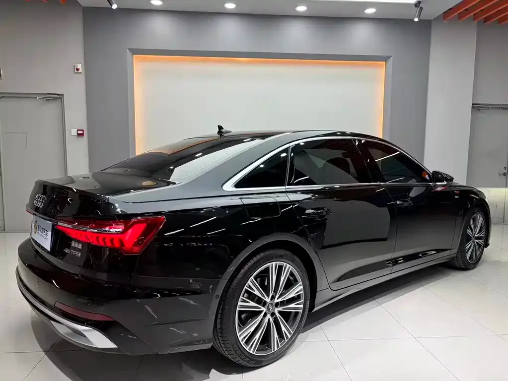 Audi A6L 2024 из CN, фото 7