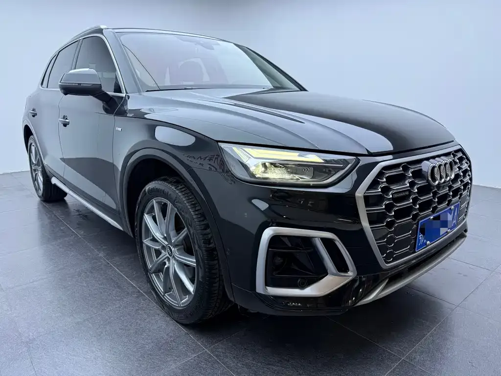 Audi Q5L 2021 из CN, фото 4