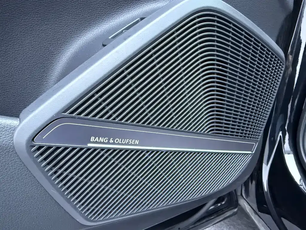 Audi Q5L 2021 из CN, фото 10