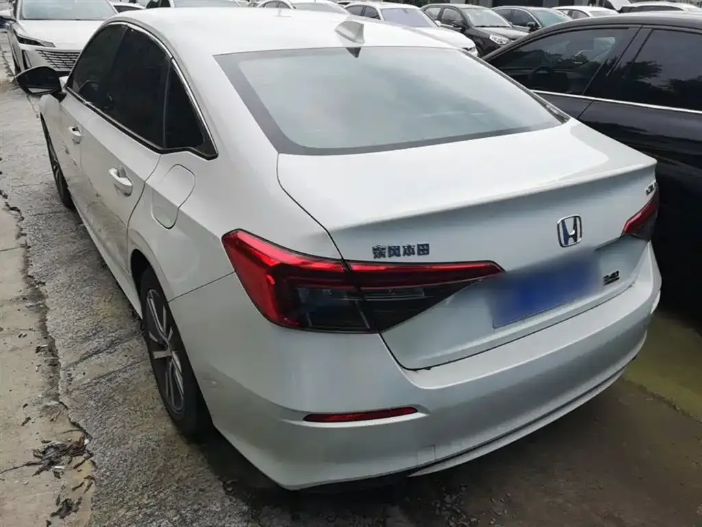 Honda Civic — фото 4