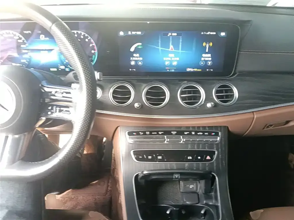 Mercedes-Benz E-Class New Energy — фото 10