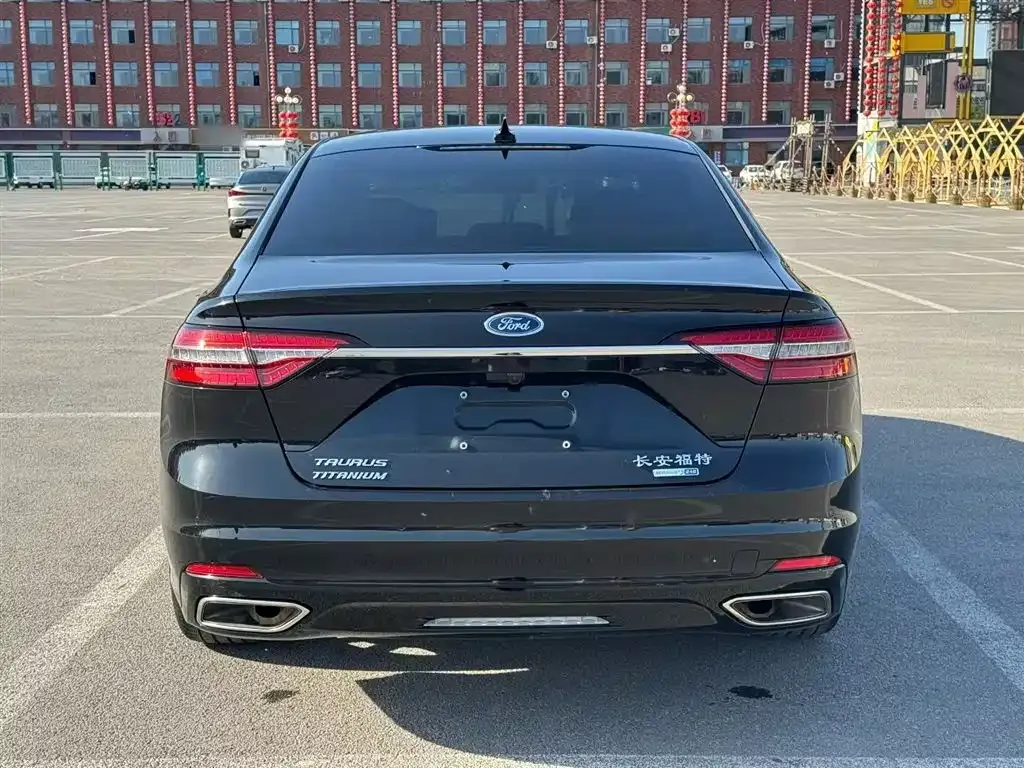 Ford Taurus 2021 из CN, фото 6