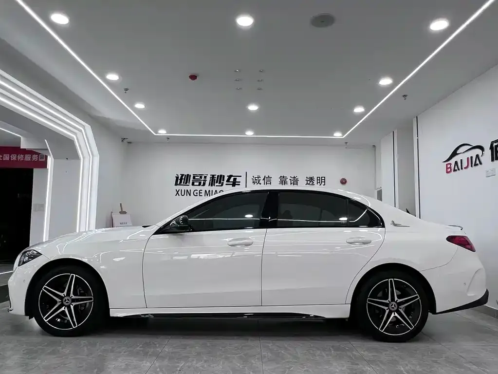 Mercedes-Benz C-Class — фото 10