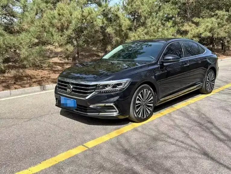 Volkswagen Passat — фото 9