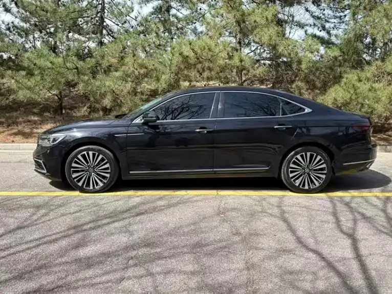 Volkswagen Passat — фото 4