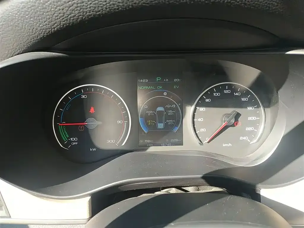 BYD MAX New Energy 2023 из CN, фото 2