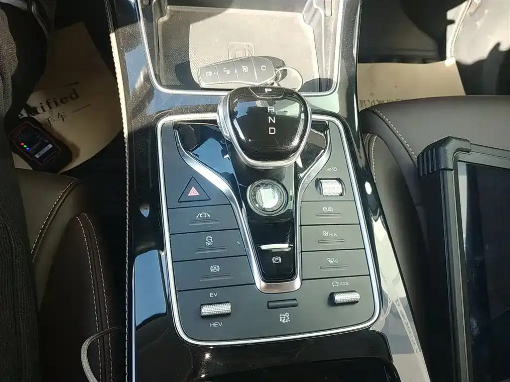 BYD MAX New Energy 2023 из CN, фото 5