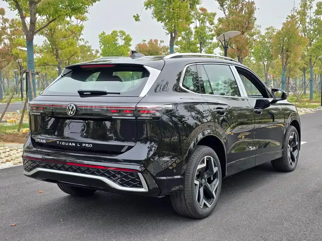 Volkswagen Tiguan L 2026 из CN, фото 10