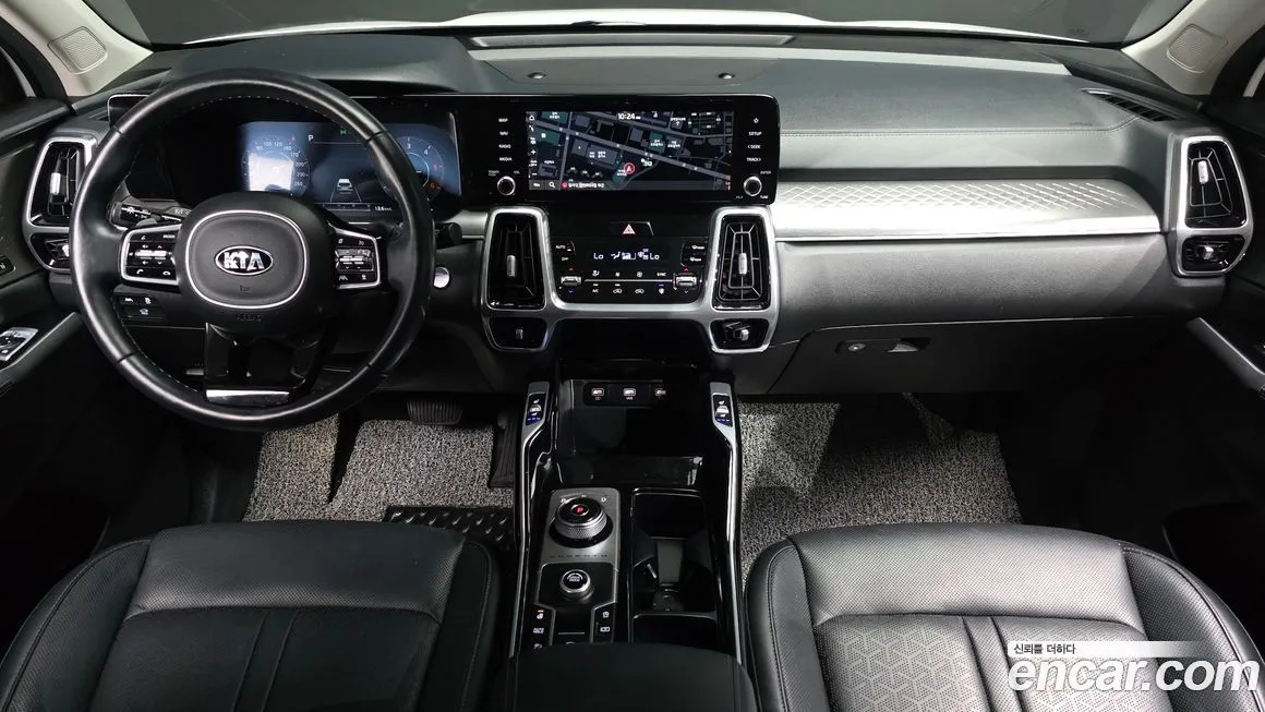 Kia Sorento — фото 10