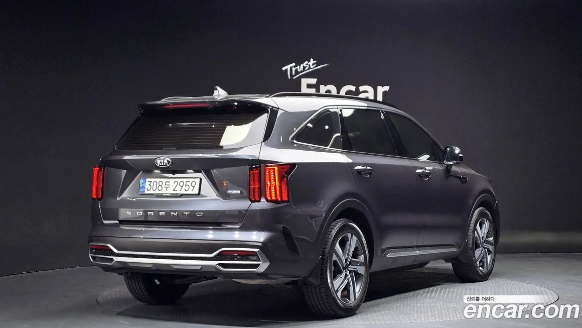 Kia Sorento — фото 4