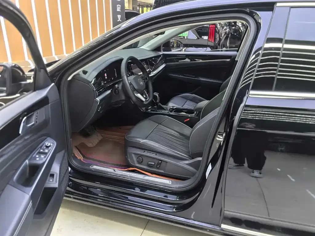 Volkswagen Passat — фото 9