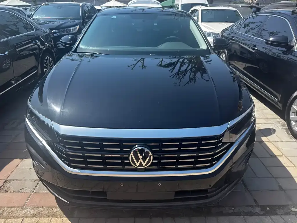 Volkswagen Passat — фото 7