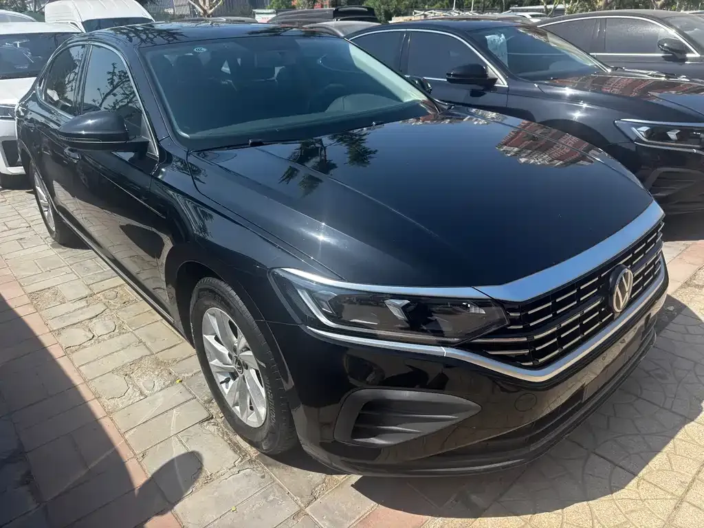 Volkswagen Passat — фото 4