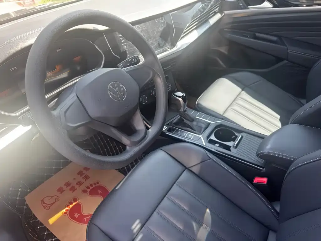 Volkswagen Passat — фото 10