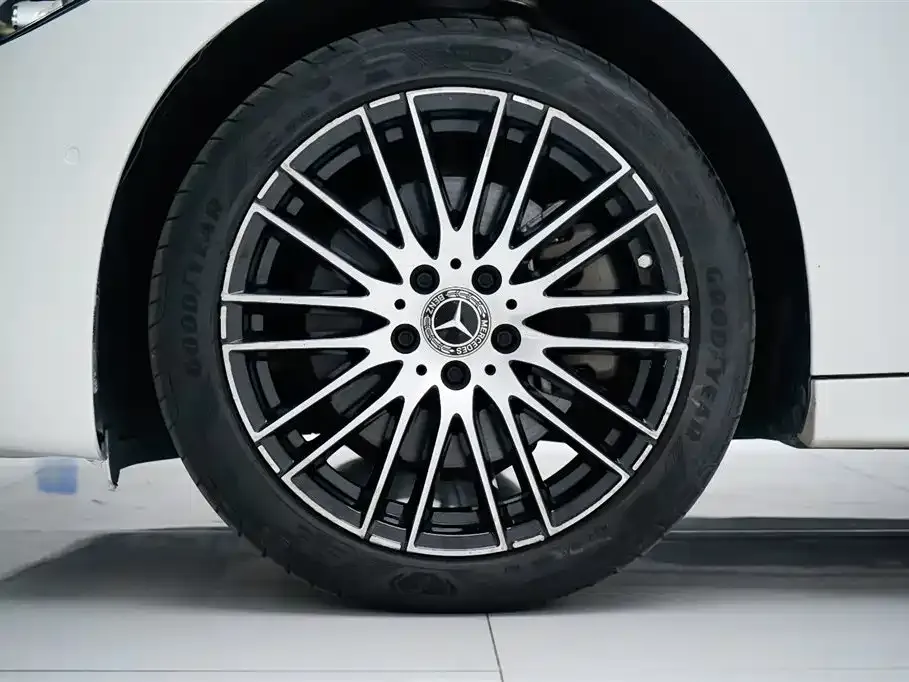 Mercedes-Benz C-Class 2023 из CN, фото 9