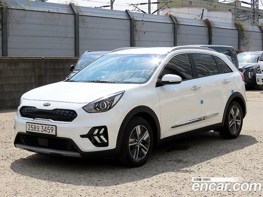 Kia Niro — фото 4