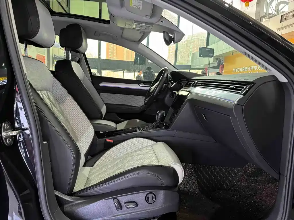 Volkswagen Magotan 2023 из CN, фото 5