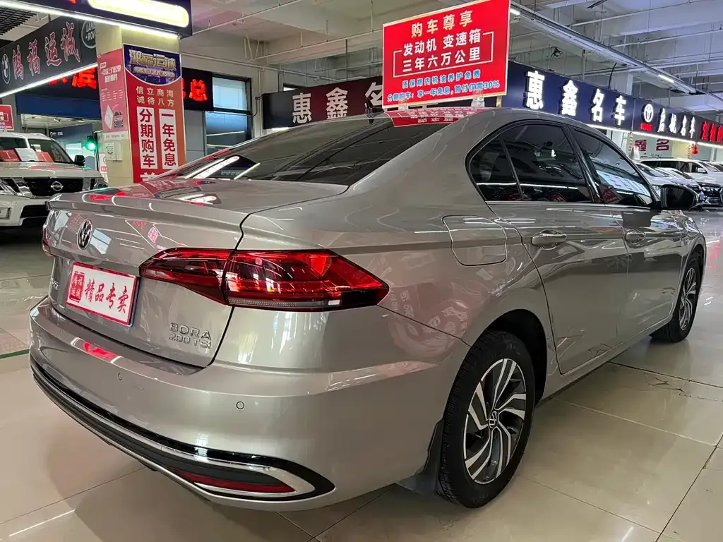 Volkswagen Bora — фото 5