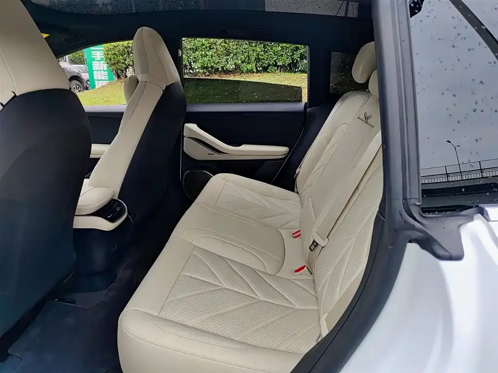 NIO ET5 — фото 3