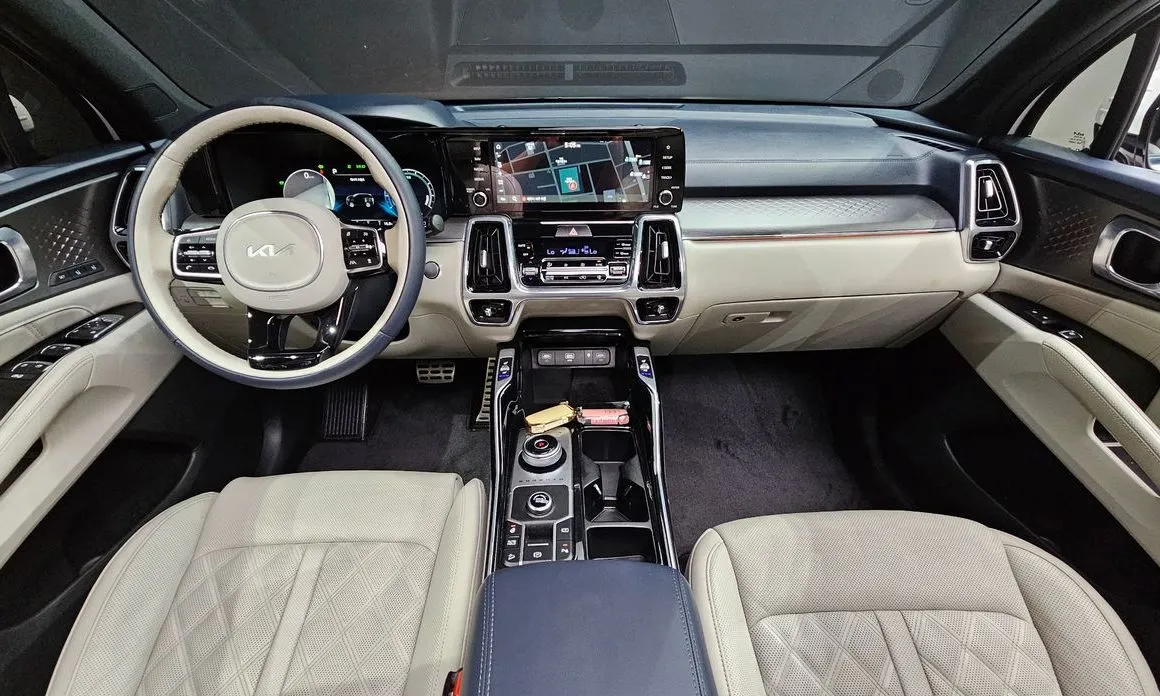 Kia Sorento — фото 5