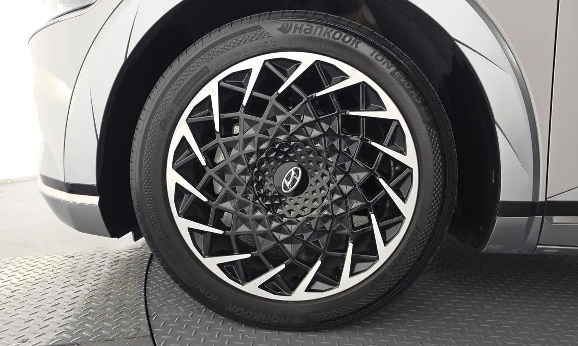 Hyundai Ioniq5 — фото 10