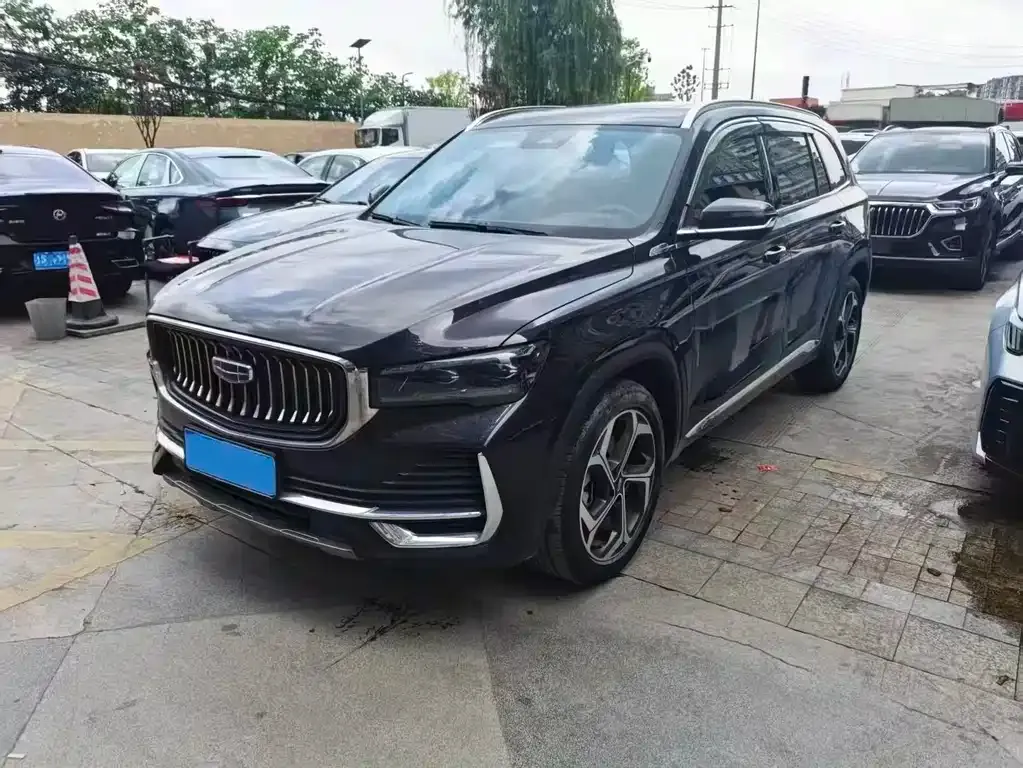 Geely Xingyue L — фото 1