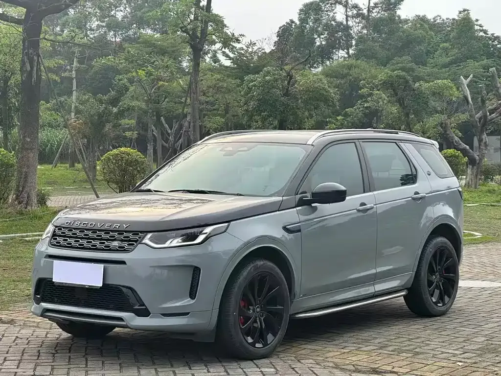Land Rover Discovery Sport — фото 1