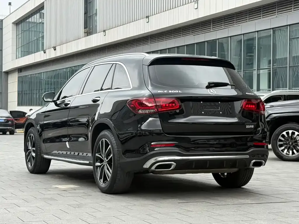 Mercedes-Benz GLC — фото 6