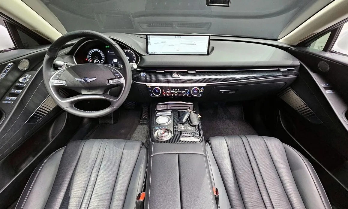 Genesis G80 — фото 10