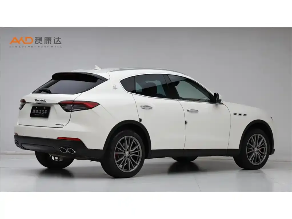 Maserati Levante — фото 4