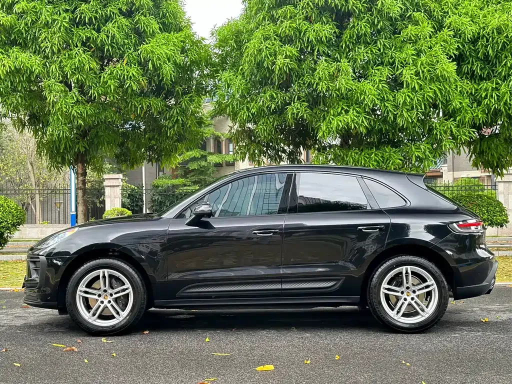 Porsche Macan — фото 9
