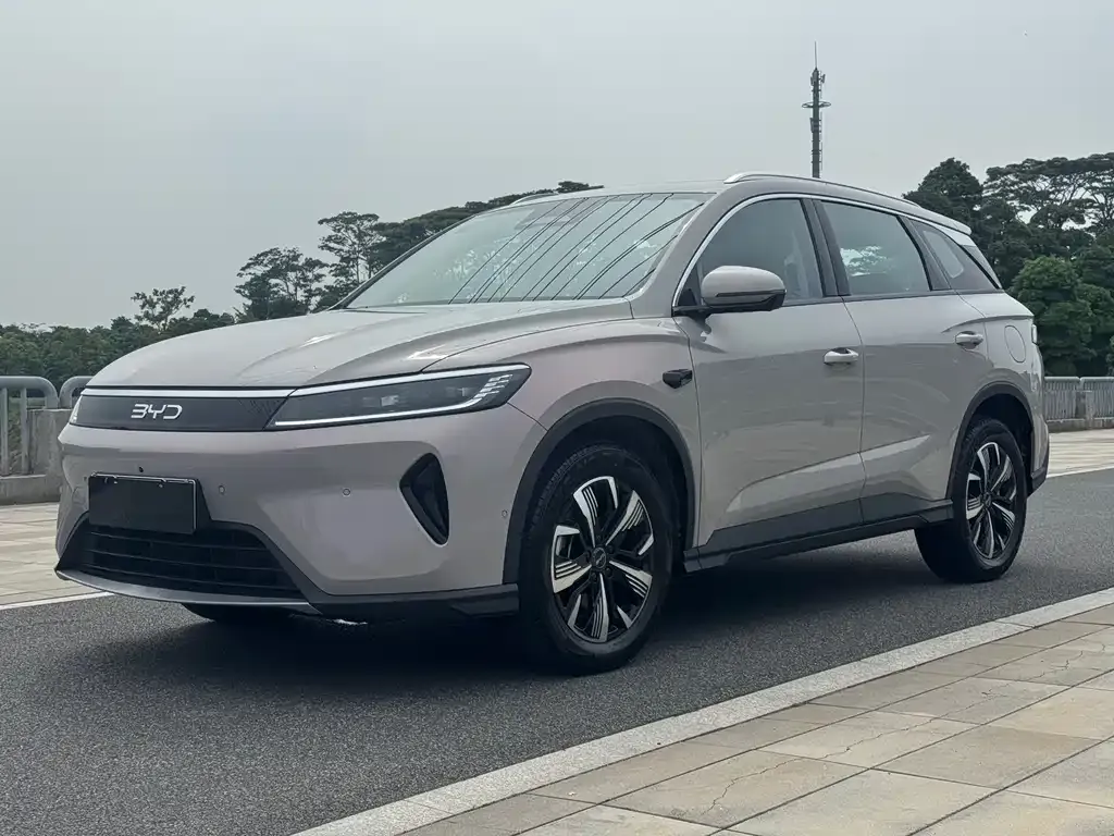 BYD Seal 05 DM-i — фото 1