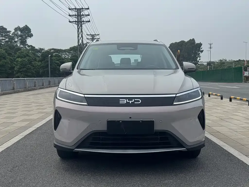 BYD Seal 05 DM-i — фото 3