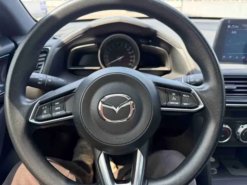 Mazda CX-4 — фото 8