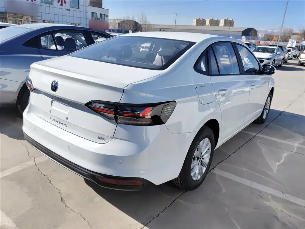 Volkswagen Lavida 2026 из CN, фото 3