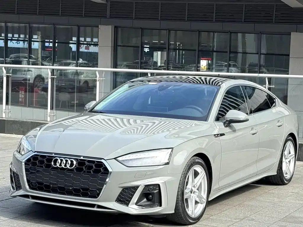 Audi A5 (Import) — фото 1