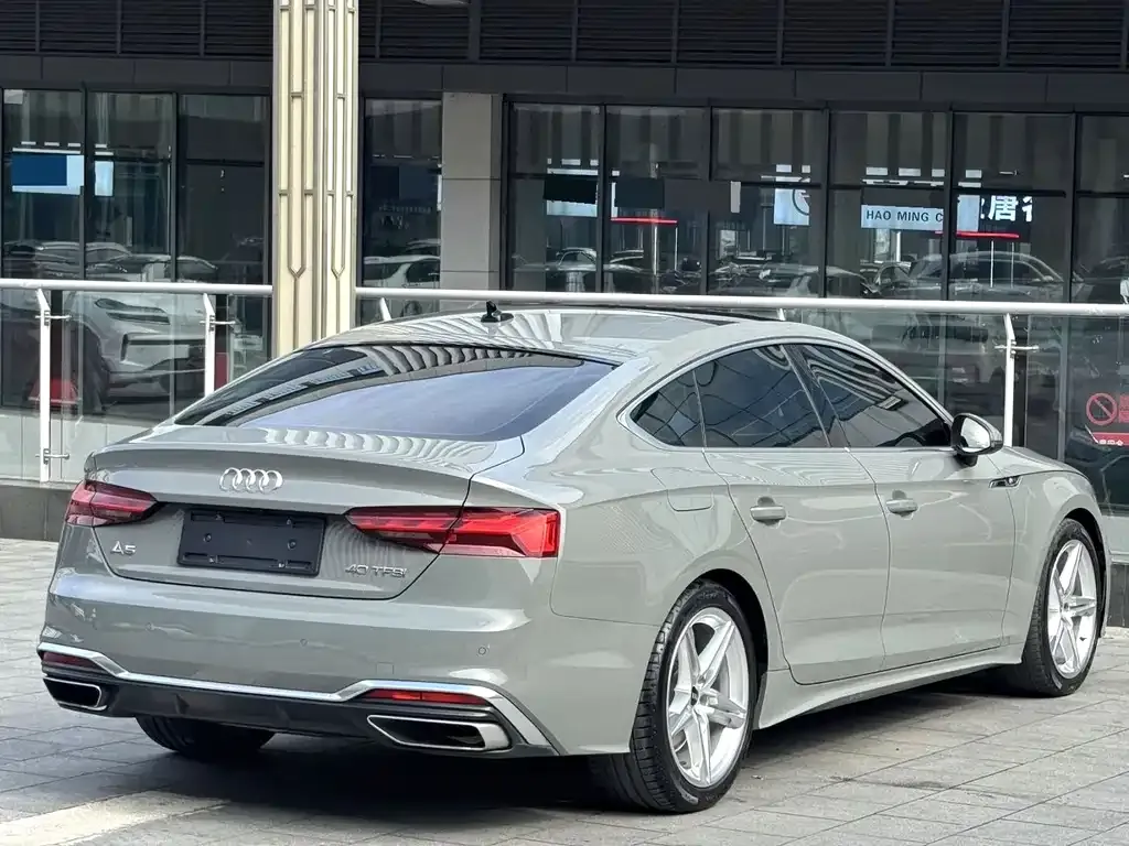 Audi A5 (Import) — фото 3