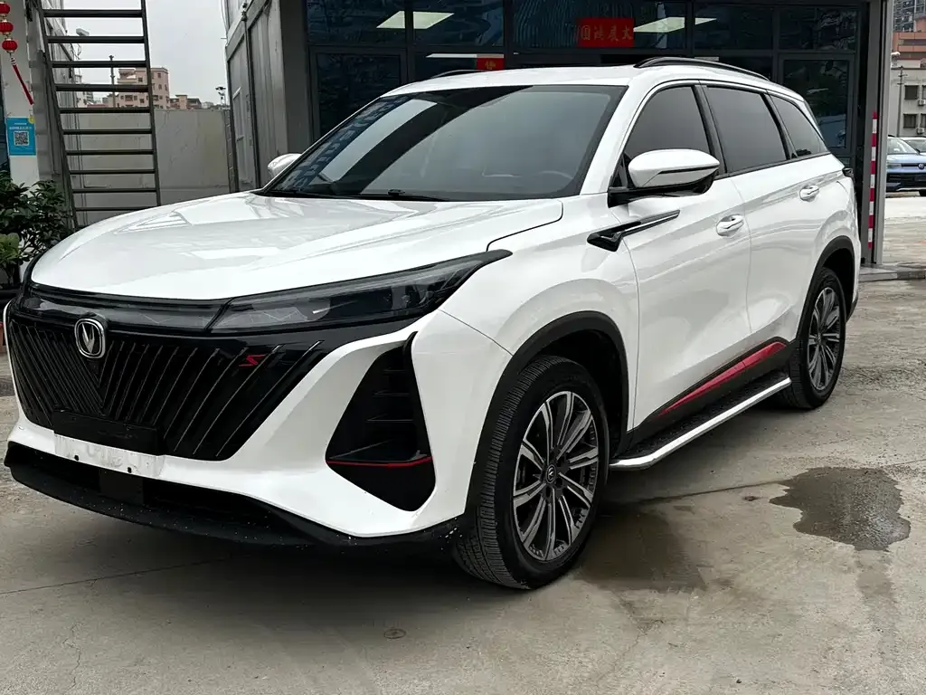 Changan CS75PLUS — фото 2