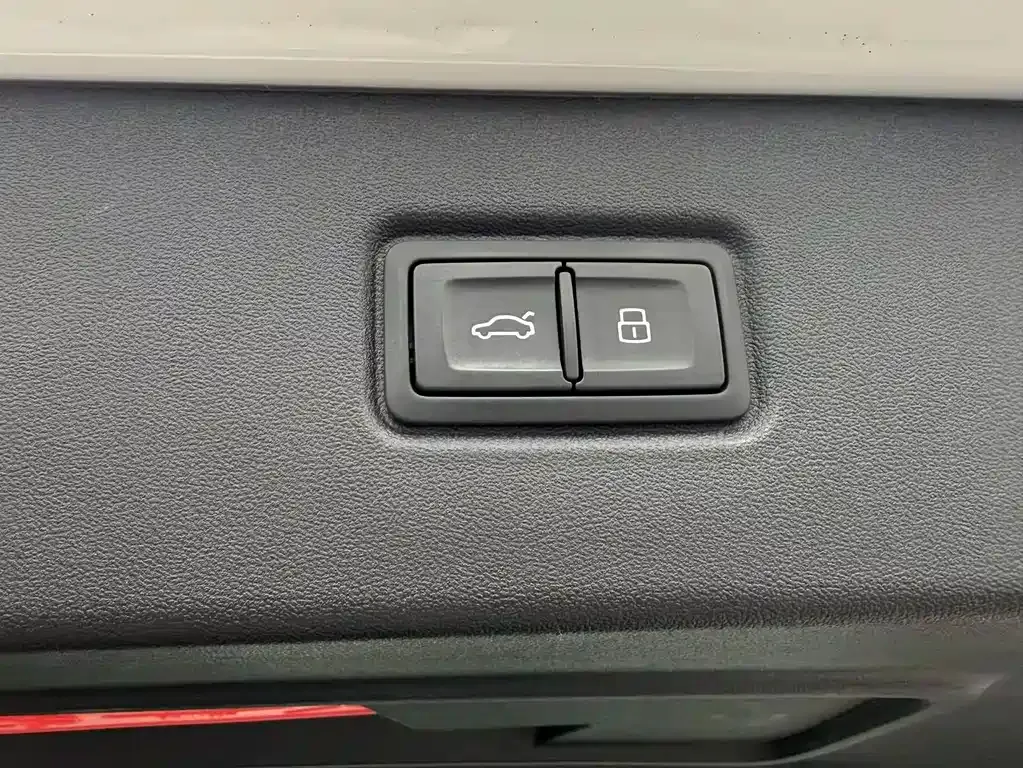 Audi Q5 e-tron 2022 из CN, фото 9