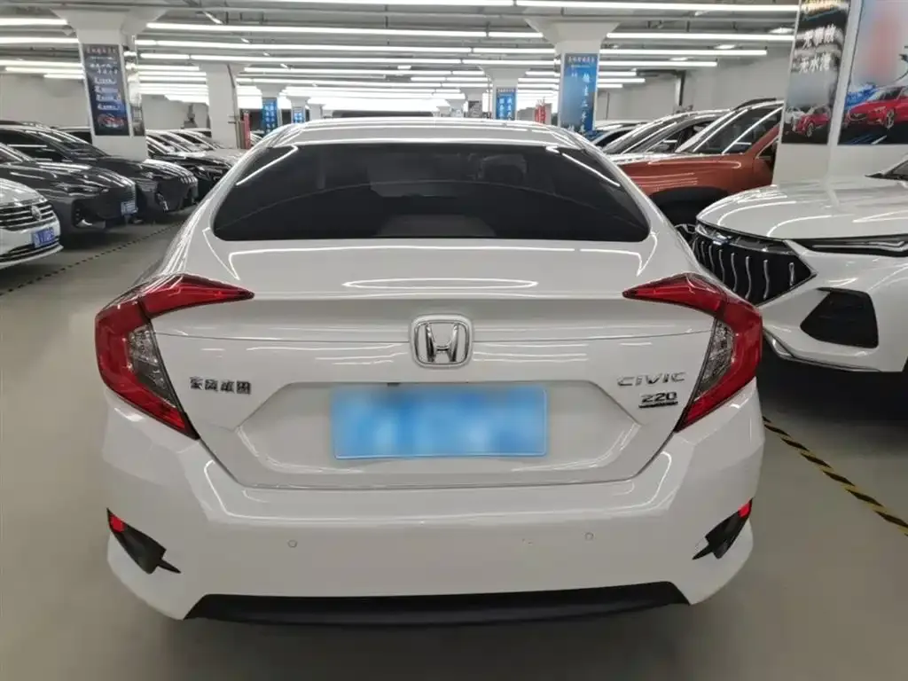 Honda Civic 2021 из CN, фото 5