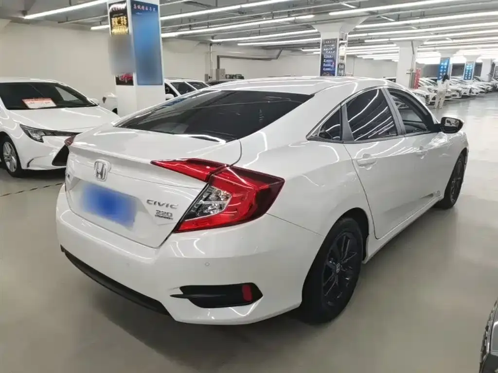 Honda Civic 2021 из CN, фото 2